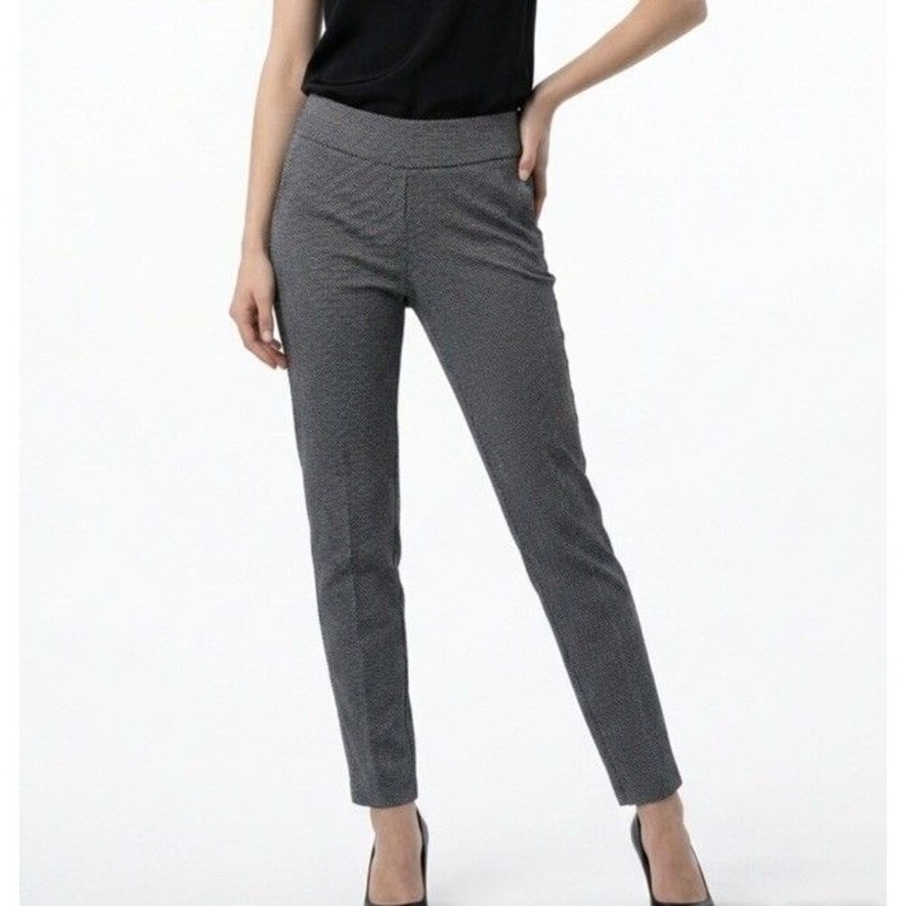 ZOE + PHOEBE Médium Gray Pinstripe Pull On Leggings Ankle Pants